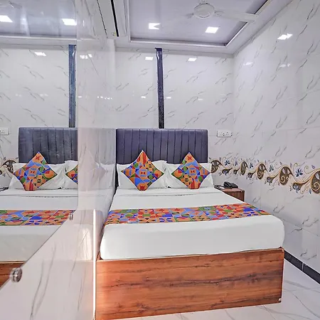 Guest house Via Sr Residency 4*