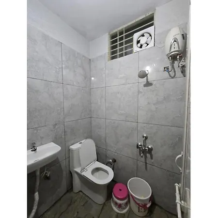 Hotel Fabhotel Sahara Mumbai