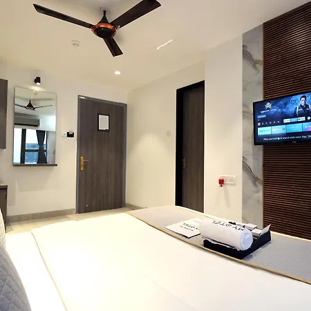 Myotel - Andheri Hotel
