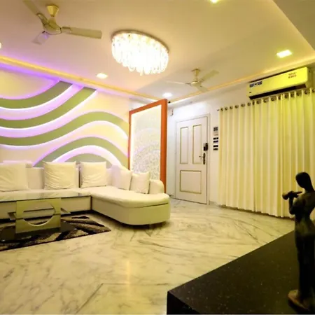 Villa Luxurious 4 Bedroom Private Pool At Kandivali East, Mumbai