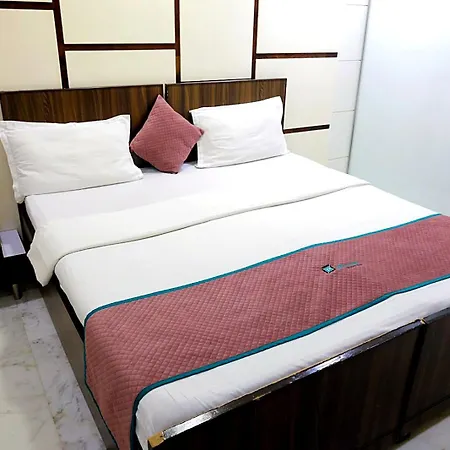 Pinaki Comfort Homestay *