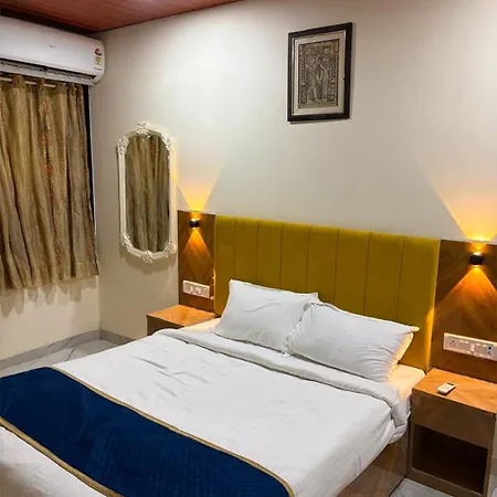 Hotel 7 Heavens 2*