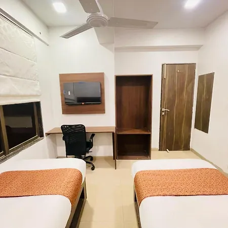 Hotel Amfahh Mumbai