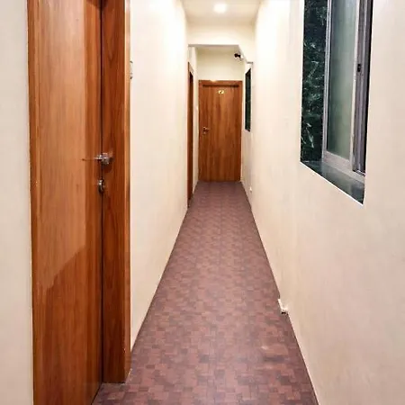 Gloww Star - Nr Csmt Railway Station & Hajj House - South 4* Mumbai