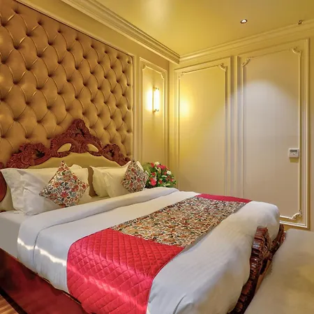Hotel The Opulence 3*