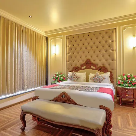 The Opulence 3*