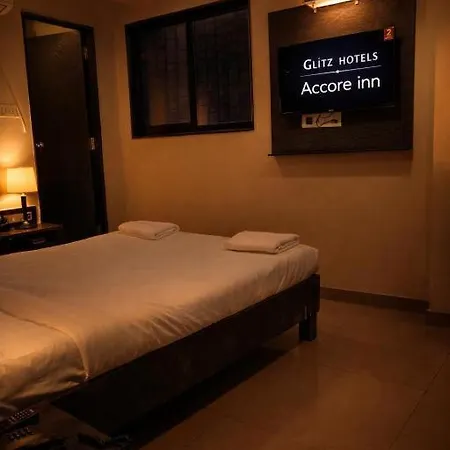 Accore By Glitz