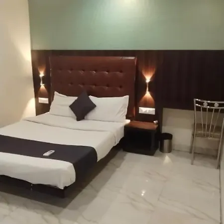 Hotel Tri