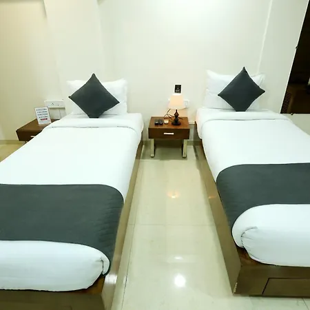 301 By Acuserve Hotel