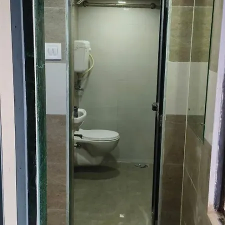 Restinn Sakinaka Hostel Mumbai