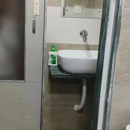 Hostel Restinn Sakinaka