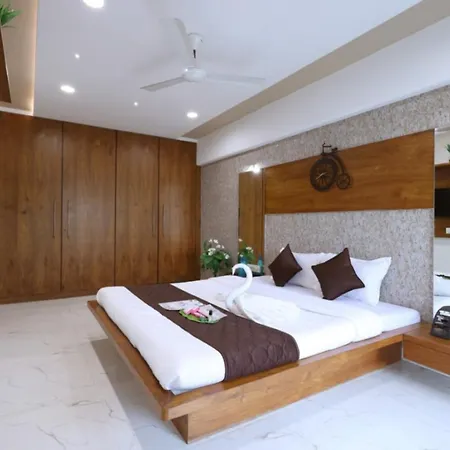 Premium 3br Near Bkc & Bandra East Apartment Mumbai