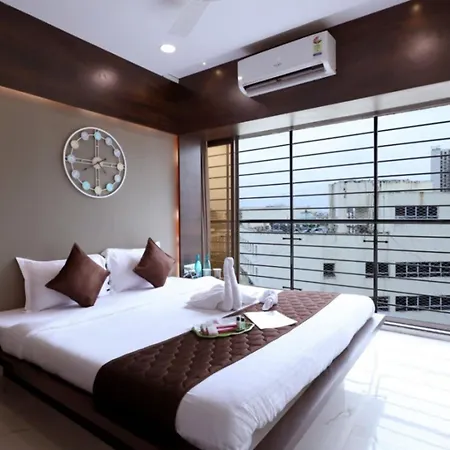 Premium 3br Near Bkc & Bandra East * Mumbai