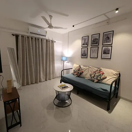 Peaceful & Spacious 2 Bhk Near Airport Apartment Mumbai