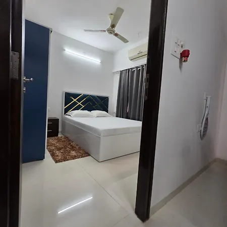 Lux E Nest Apartment