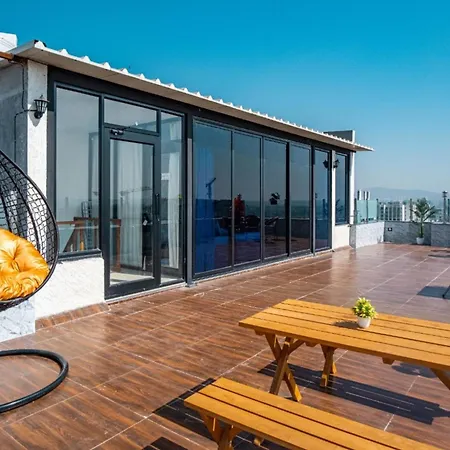 Private Rooftop 3br Near International Airport Andheri East *
