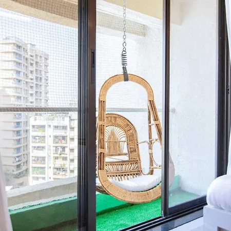 Apartment Luxury 3 Bedroom Near Airport For Working Professionals And Families *
