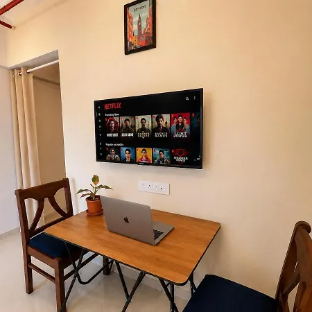 Warm Modern 1bhk Flat New Tower Yari Road Apartment Mumbai