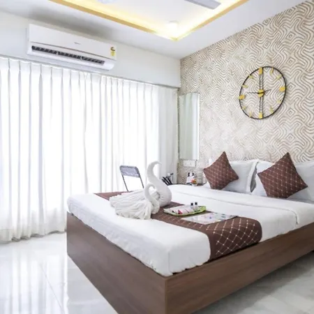 Private Rooftop 3br Near International Airport Andheri East * Mumbai
