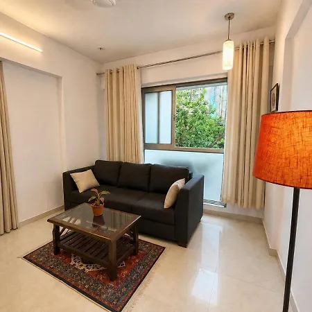 Warm Modern 1bhk Flat New Tower Yari Road Apartment Mumbai
