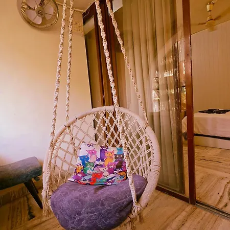 Adore 4 Bhk Luxury Apartment- Bandra *