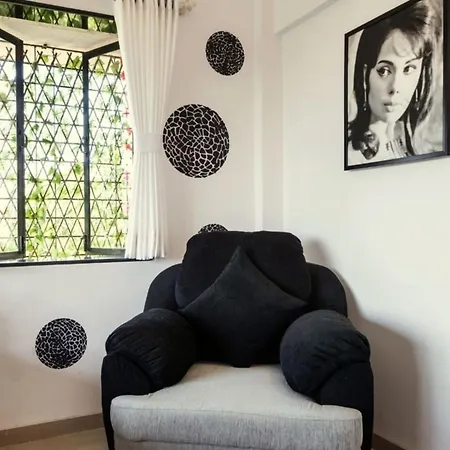 Spacious 3bhk Family Near Growels Mall Next To Western Express Highway * Mumbai