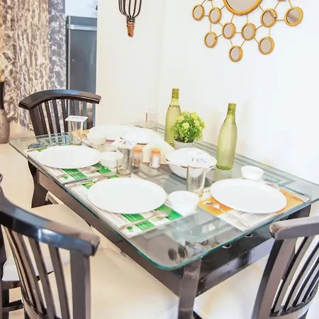 Luxury 3 Bedroom Near Airport For Working Professionals And Families Apartment *