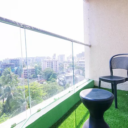 Apartment Luxury 3 Bedroom Near Airport For Working Professionals And Families *