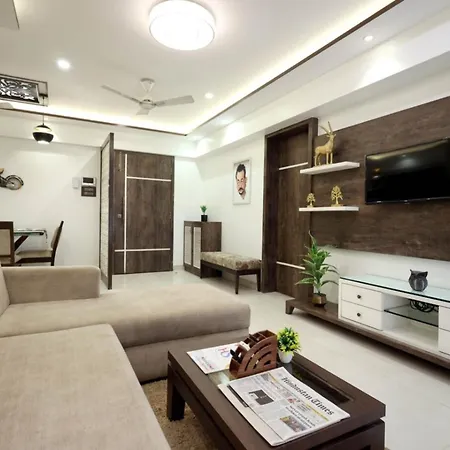 Apartment Embassy 2 Bedroom Near Bkc & Guru Nanak Hospital Bandra East Mumbai