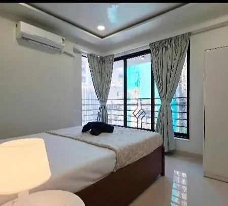 Fortune Crown 403- Premium Khar Mumbai