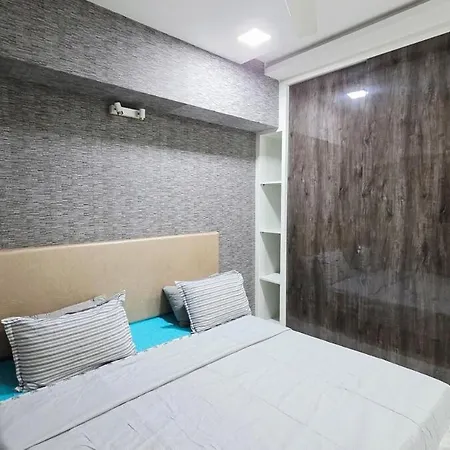 Apartment 3 Bhk Sea Facing Spacious Apartment- Ocean 1402 Mumbai