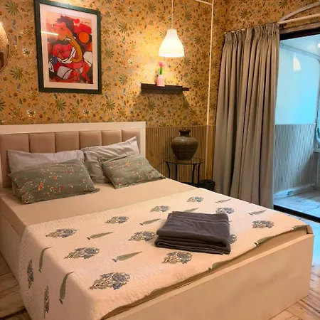 Adore 4 Bhk Luxury Apartment- Bandra Apartment *