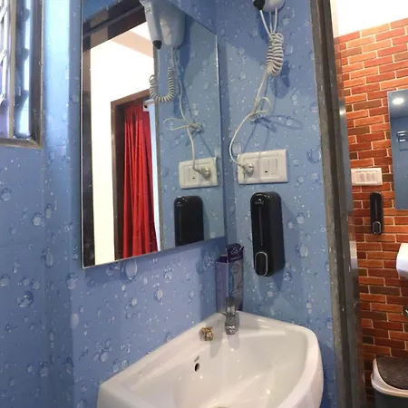 Apartment Azure 1-bedroom Apartment, Asha Nagar Kandivali East,