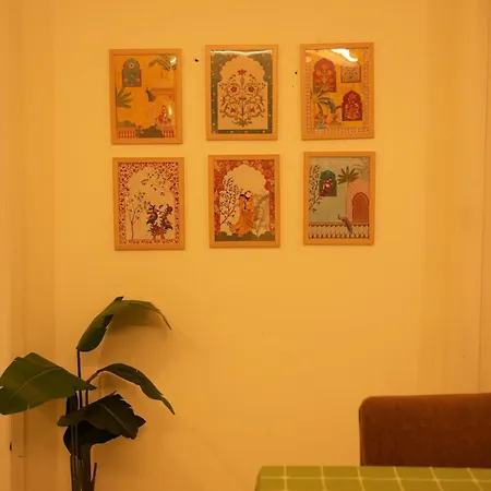 Deep 5th Floor - 3bhk Aesthetic Khar Apartment *