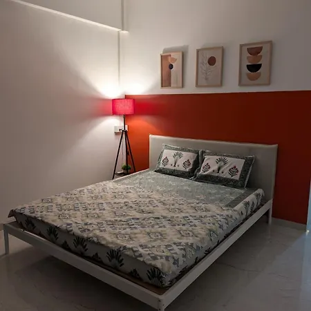 Peaceful & Spacious 2 Bhk Near Airport *