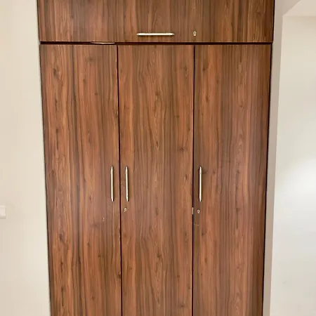 A Embassy 1 Bhk In Hiranandani Powai
