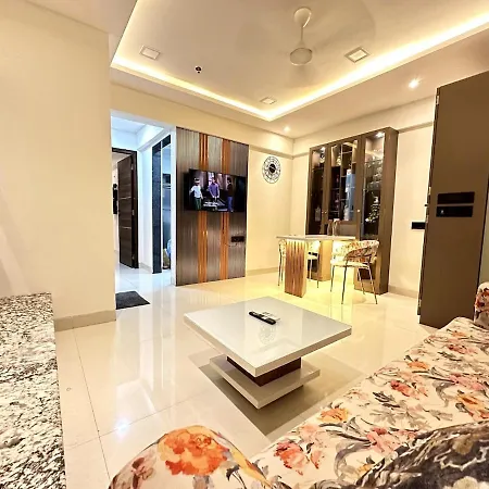 Apartment Mcsc Luxury Paradise Near Nesco Mumbai
