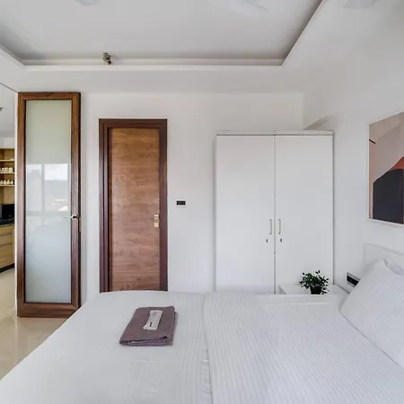 Premium By House Oona