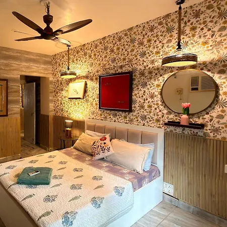 Apartment Adore 4 Bhk Luxury Apartment- Bandra