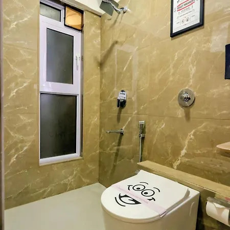 Apartment Premium 1bhk Near Borivali National Park Next To Western Express Highway *