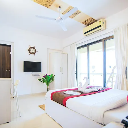 Apartment Luxury 3 Bedroom Near Airport For Working Professionals And Families *