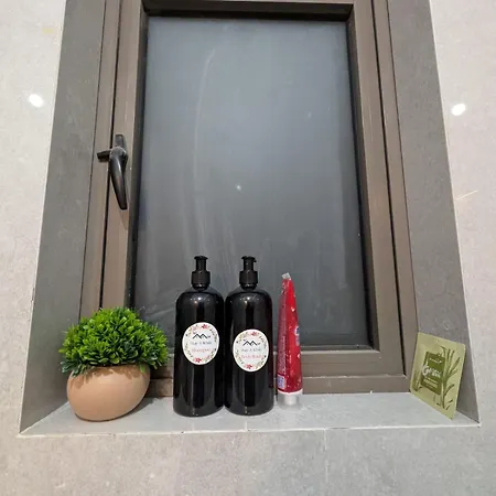 Apartment Peaceful & Spacious 2 Bhk Near Airport Mumbai