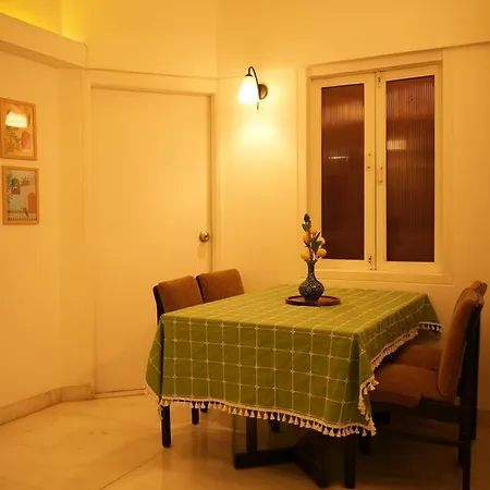 Deep 5th Floor - 3bhk Aesthetic Khar Apartment Mumbai