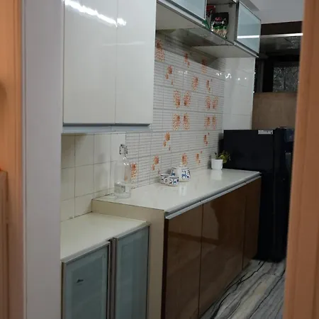 Deep 5th Floor - 3bhk Aesthetic Khar *