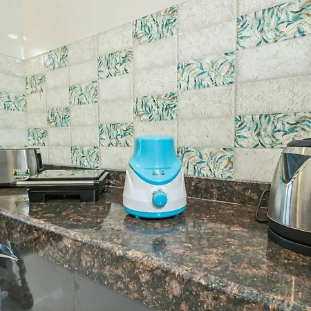 Apartment Spacious 3 Bedroom At Kalina, Santacruz East 5 Mins From Bandra Kurla Complex