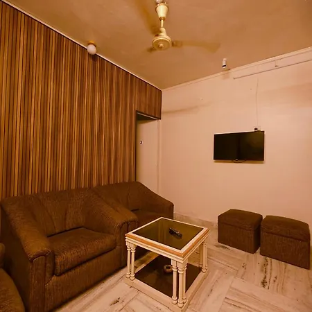 Adore 4 Bhk Luxury Apartment- Bandra Apartment *