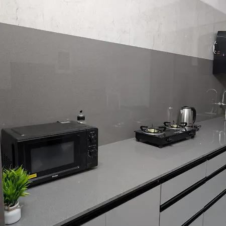 Peaceful & Spacious 2 Bhk Near Airport *