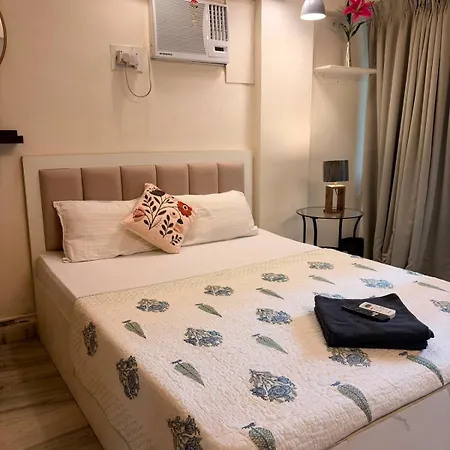 Adore 4 Bhk Luxury Apartment- Bandra *