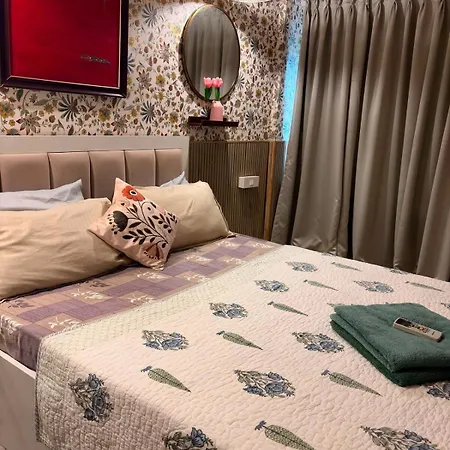 Adore 4 Bhk Luxury Apartment- Bandra Apartment