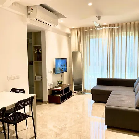 A Embassy 1 Bhk In Hiranandani Powai Apartment *